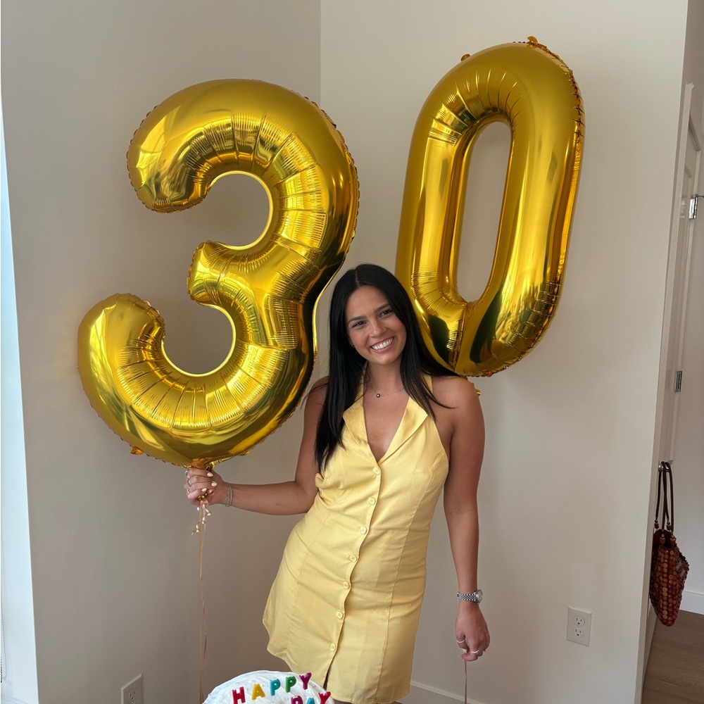 Superdown Gold Number 30 Balloons